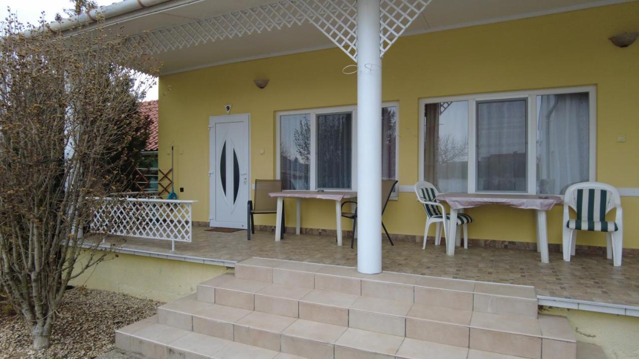 Stop Apartment Buk Exterior foto